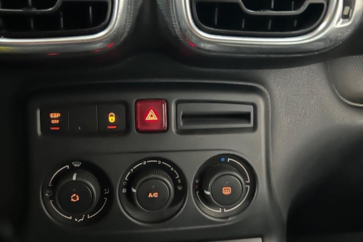 Hvid Citroën C3 Picasso fra 2009
