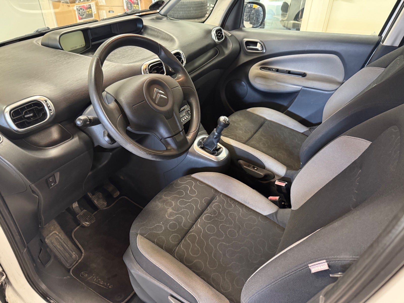 Hvid Citroën C3 Picasso fra 2009
