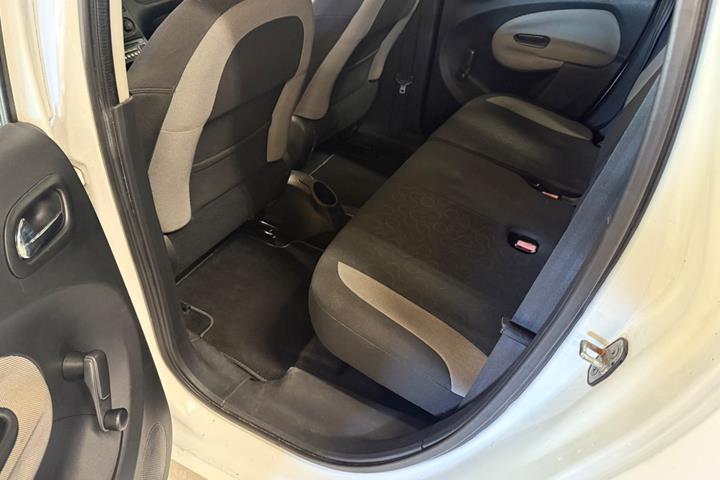 Hvid Citroën C3 Picasso fra 2009