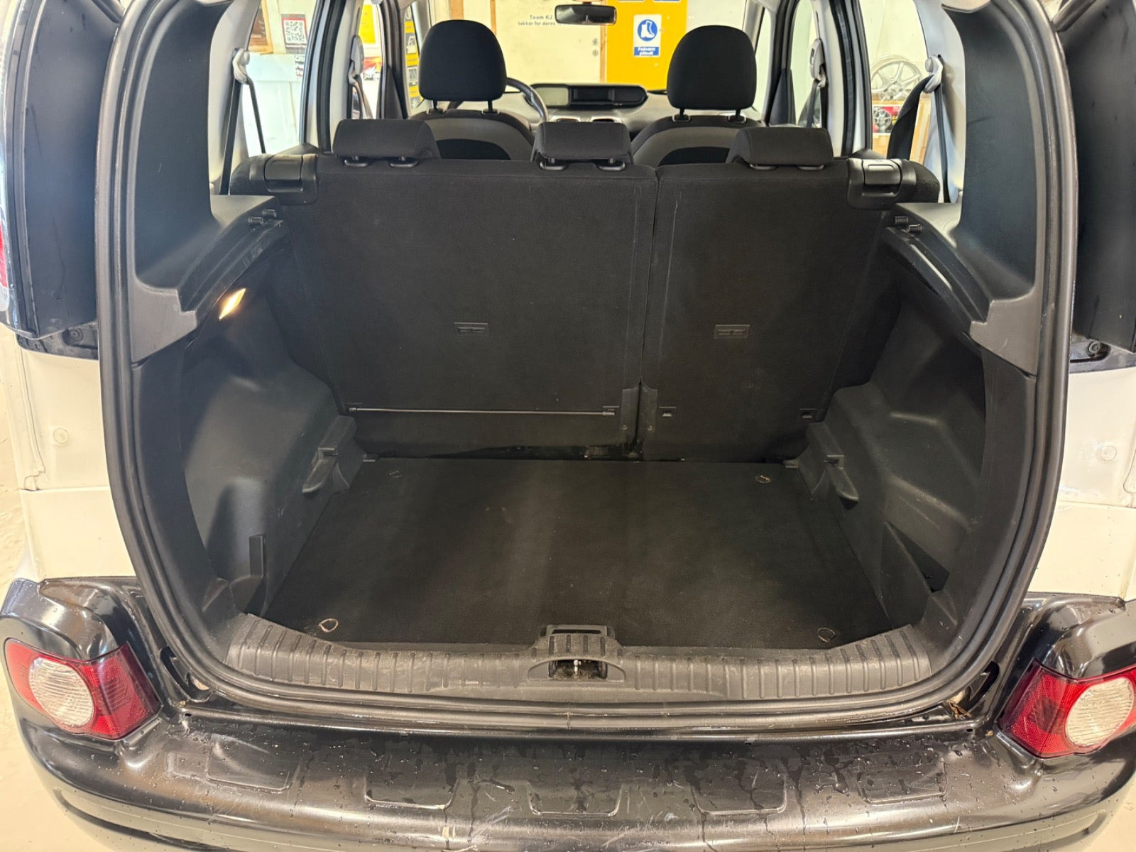 Hvid Citroën C3 Picasso fra 2009