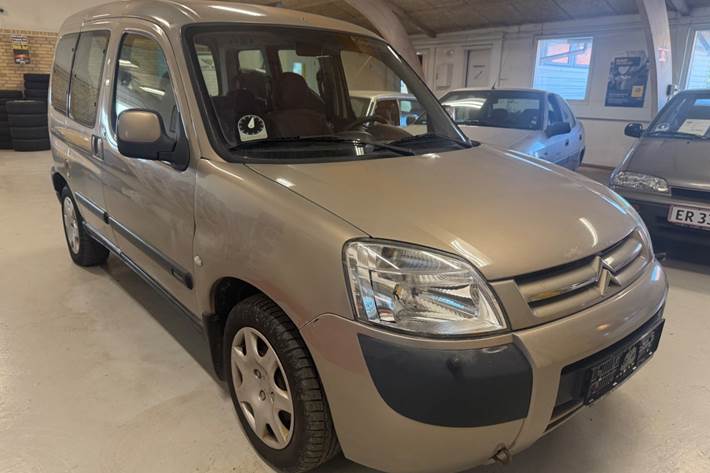 Beige Citroën Berlingo fra 2005