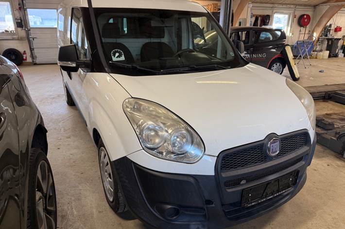 Hvid Fiat Doblò Cargo fra 2012