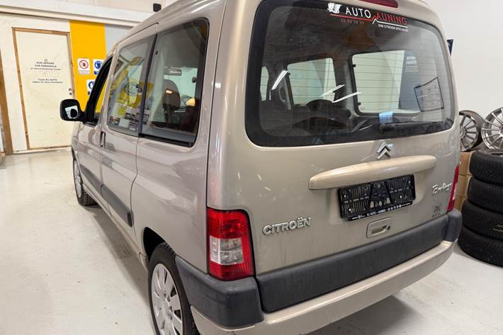 Beige Citroën Berlingo fra 2007