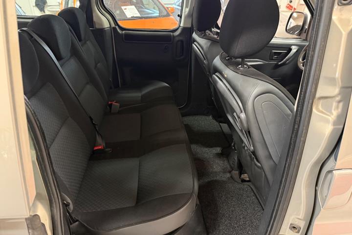 Beige Citroën Berlingo fra 2007