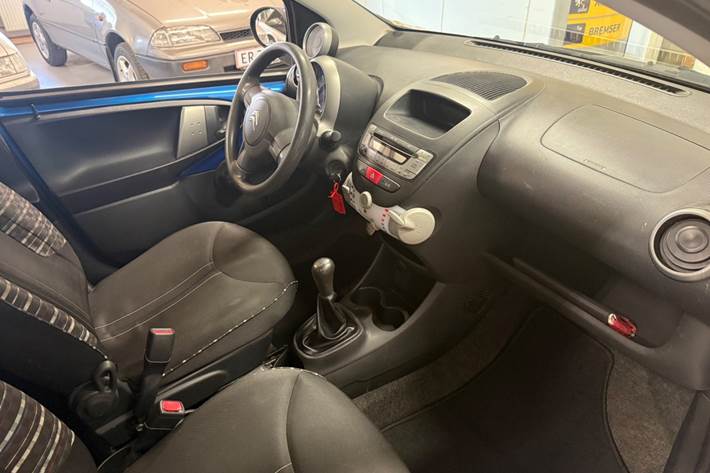 Blå Citroën C1 fra 2012