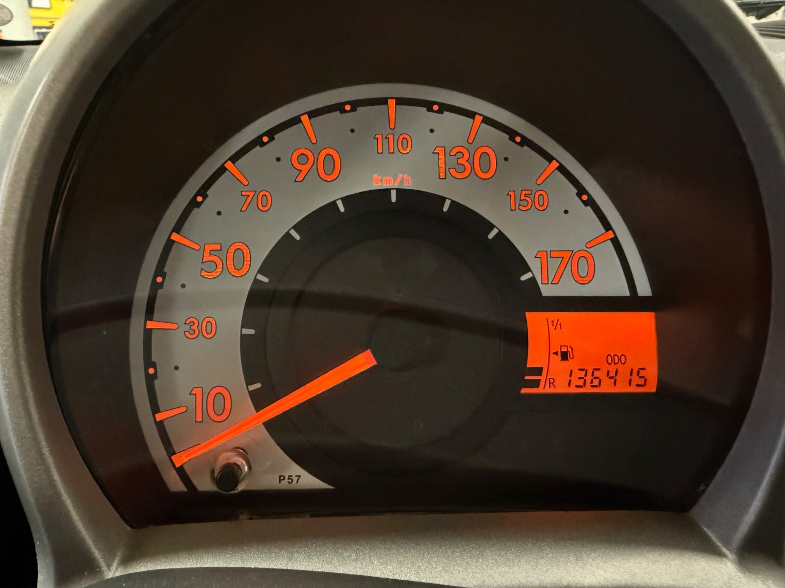 Hvid Peugeot 107 fra 2012