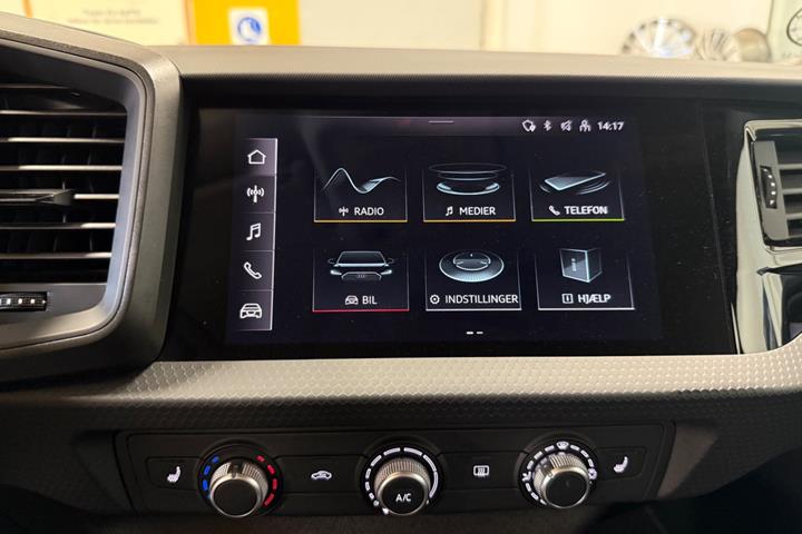 Hvid Audi A1 fra 2022