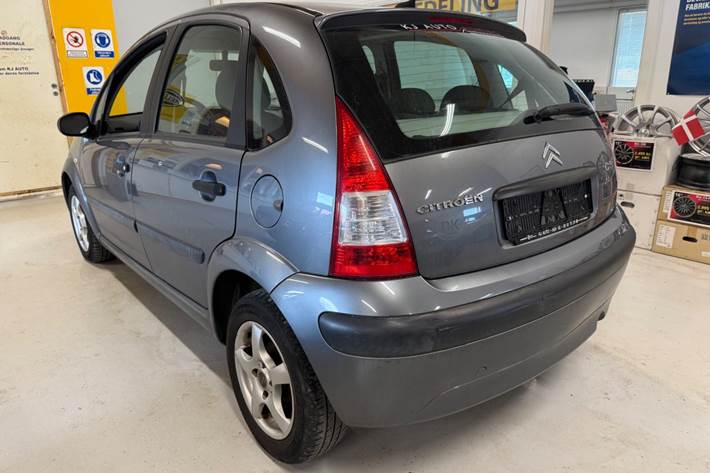 Grå Citroën C3 fra 2008