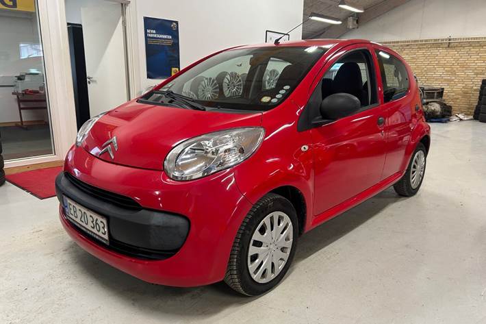 Rød Citroën C1 fra 2006