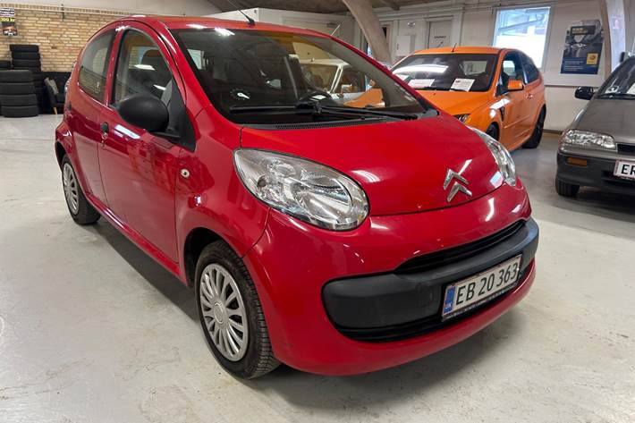 Rød Citroën C1 fra 2006