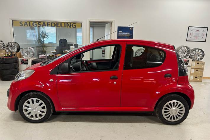 Rød Citroën C1 fra 2006