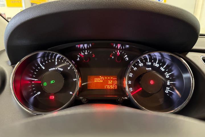 Sort Peugeot 3008 fra 2012
