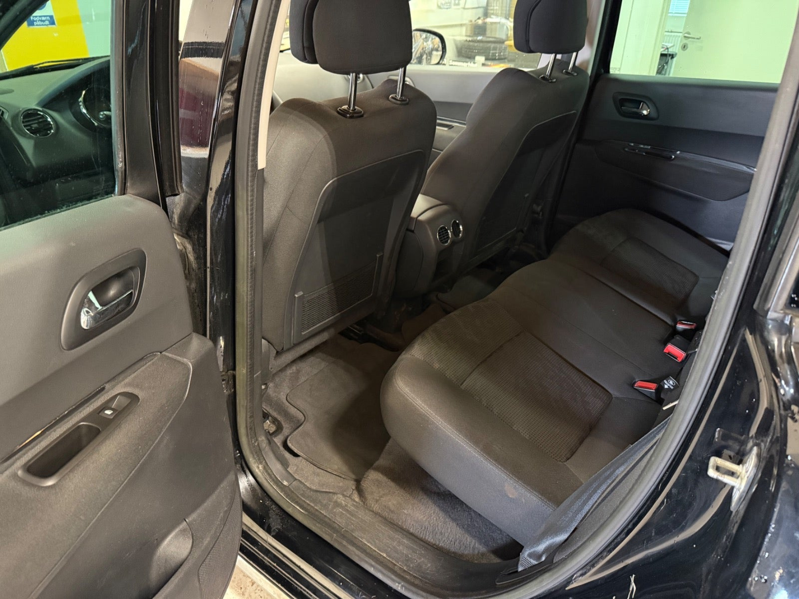 Sort Peugeot 3008 fra 2012
