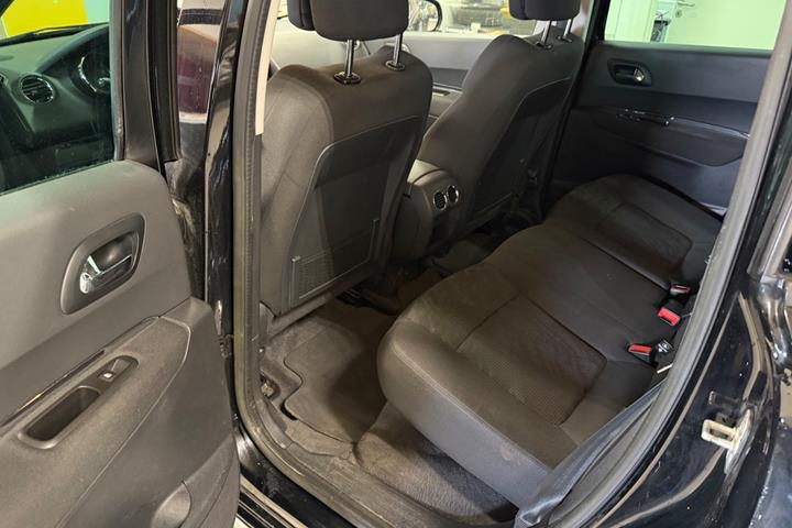 Sort Peugeot 3008 fra 2012