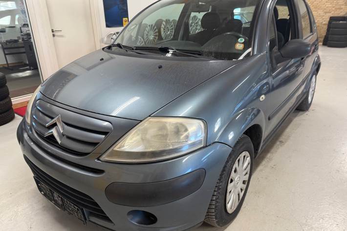 Grå Citroën C3 fra 2006