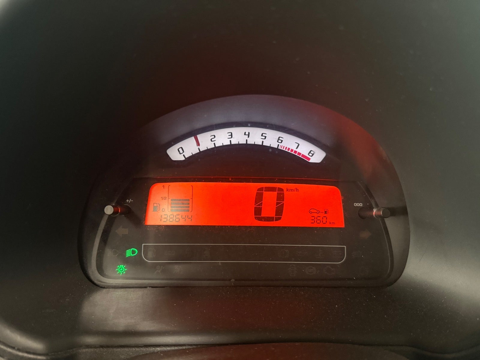 Grå Citroën C3 fra 2006
