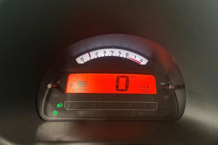 Grå Citroën C3 fra 2006