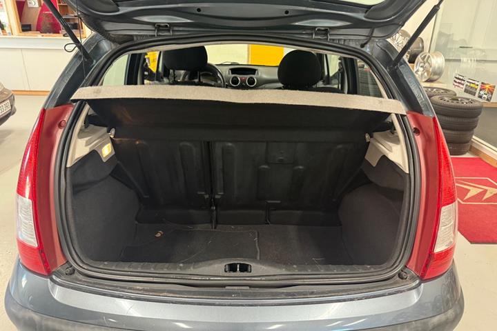Grå Citroën C3 fra 2006