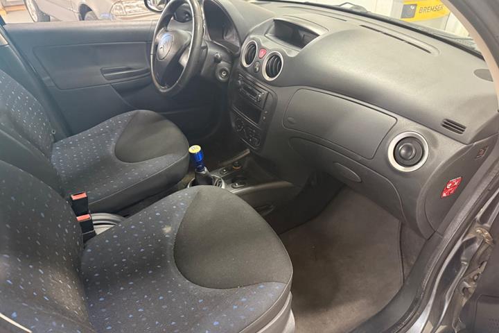 Grå Citroën C3 fra 2006