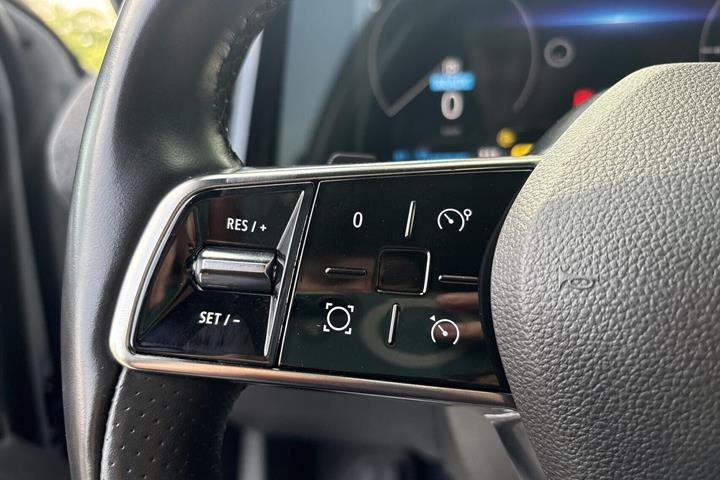 Grå Renault Megane E-Tech fra 2022