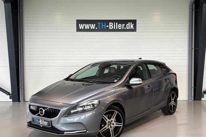 undefined Volvo V40 fra 2017 set udefra