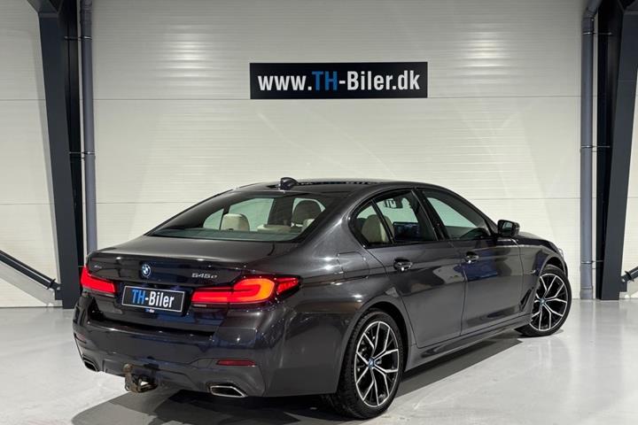 undefined BMW 545e fra 2022