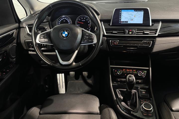undefined BMW 216i fra 2019