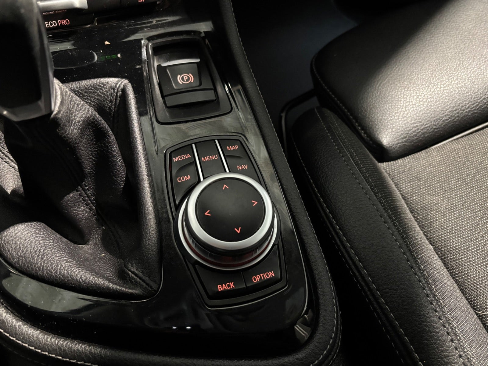 undefined BMW 216i fra 2019