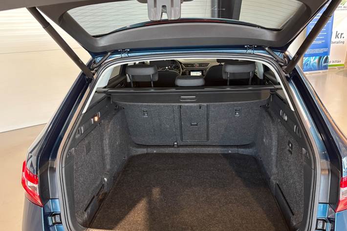 undefined Skoda Superb fra 2016