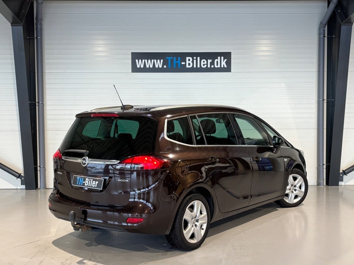 undefined Opel Zafira Tourer fra 2017