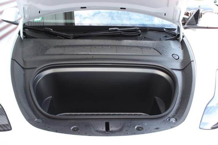 undefined Tesla Model Y fra 2022