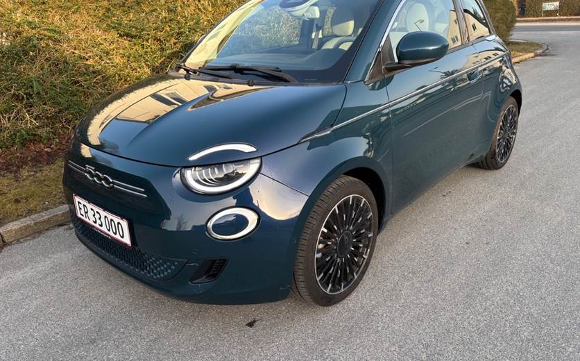 Fiat 500e 42 la Prima