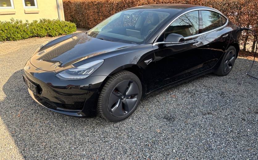Tesla Model 3 Standard Range+ RWD