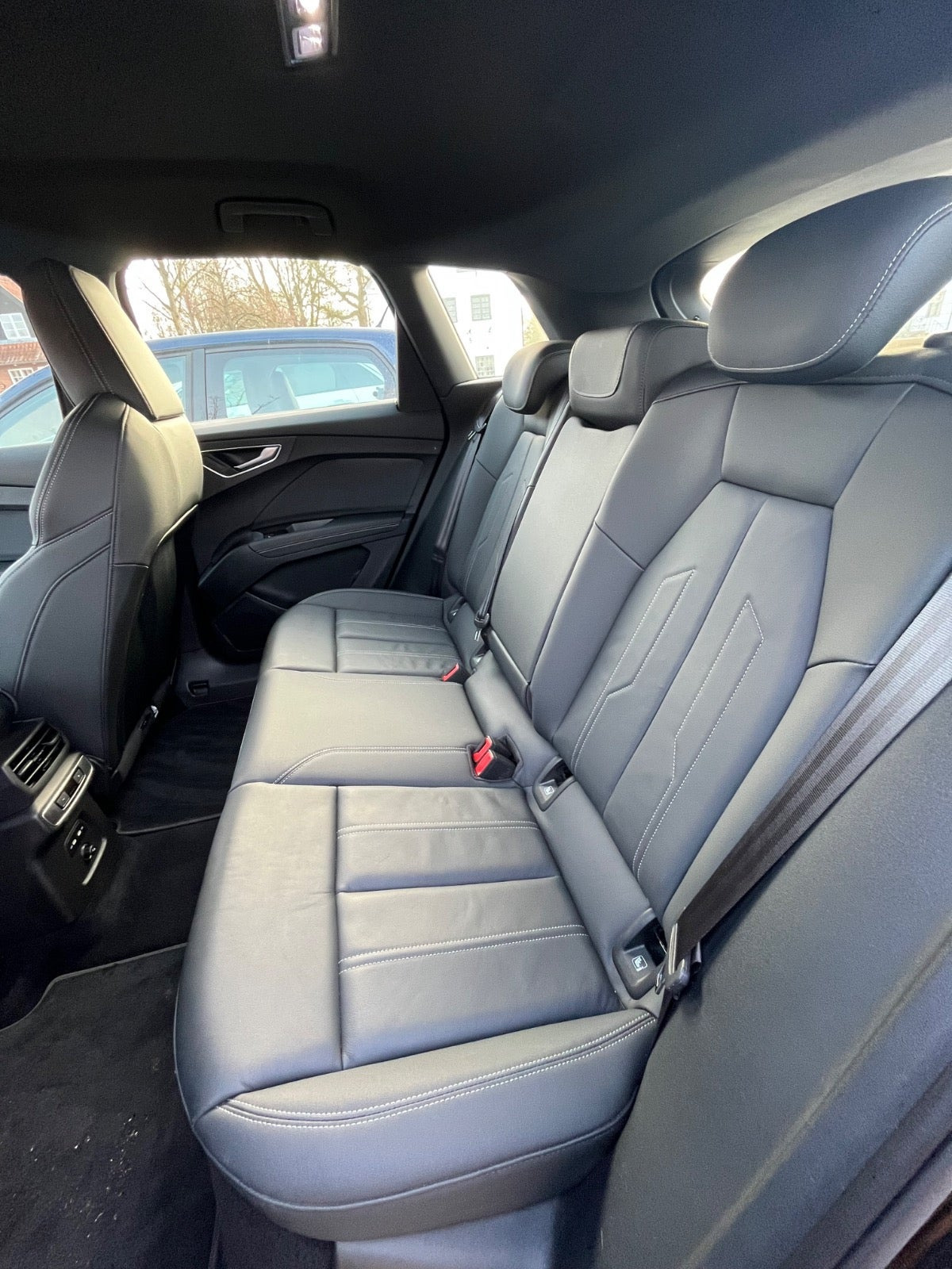Sort Audi Q4 e-tron fra 2022