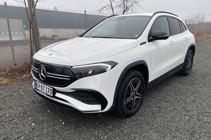 Hvid Mercedes EQA250 fra 2021