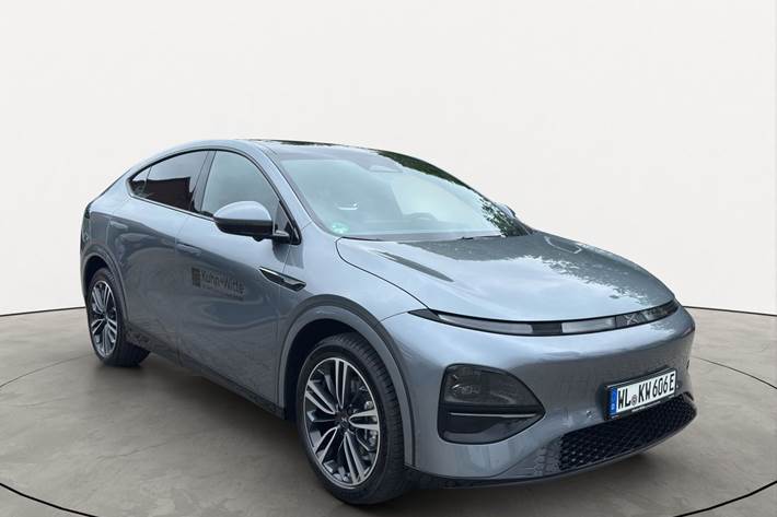 Grå Xpeng G6 fra 2024