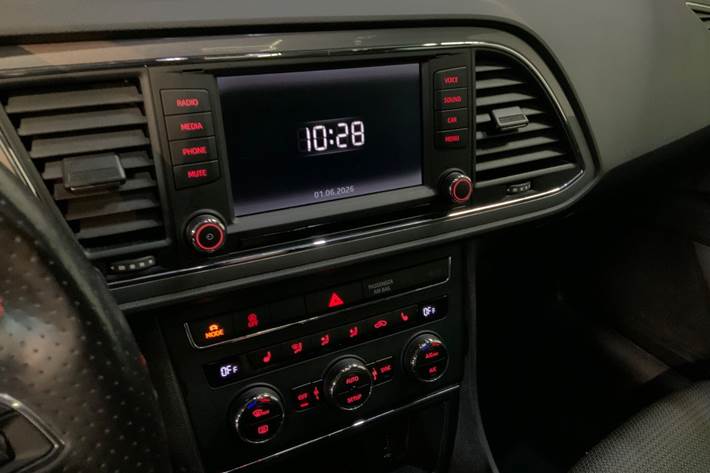 Sølv Seat Leon fra 2016