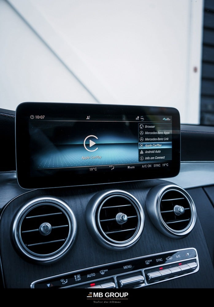 Sort Mercedes C43 fra 2019