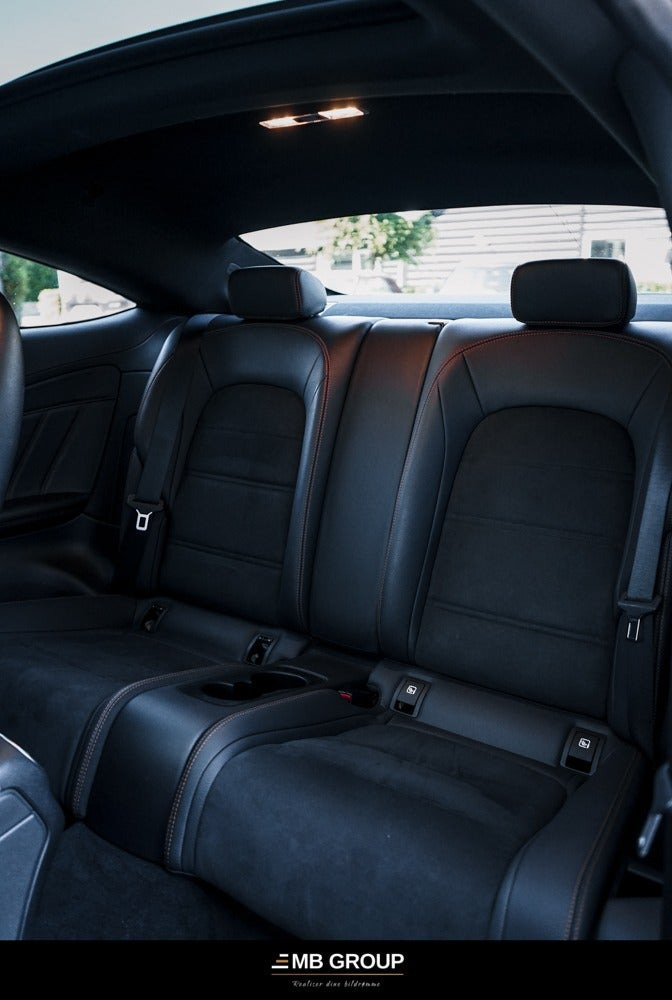 Sort Mercedes C43 fra 2019
