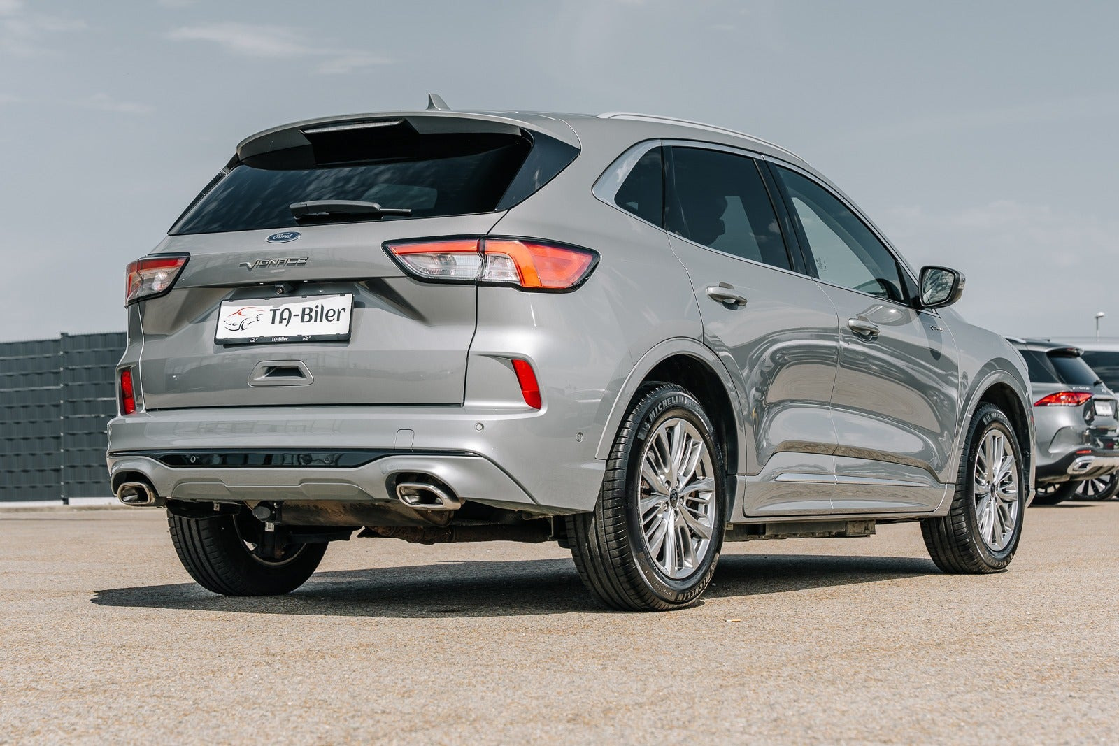 Sølv Ford Kuga fra 2022