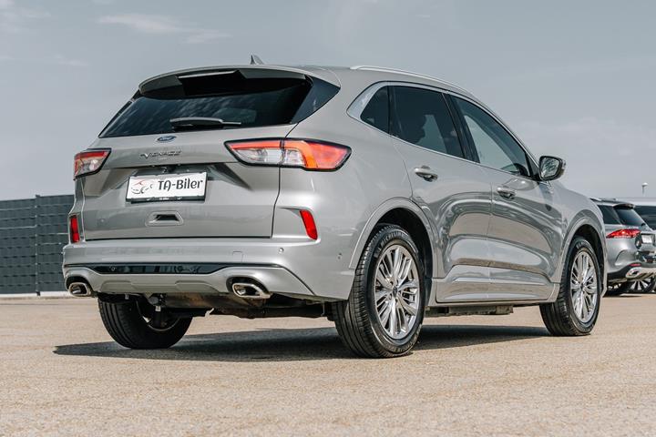 Sølv Ford Kuga fra 2022