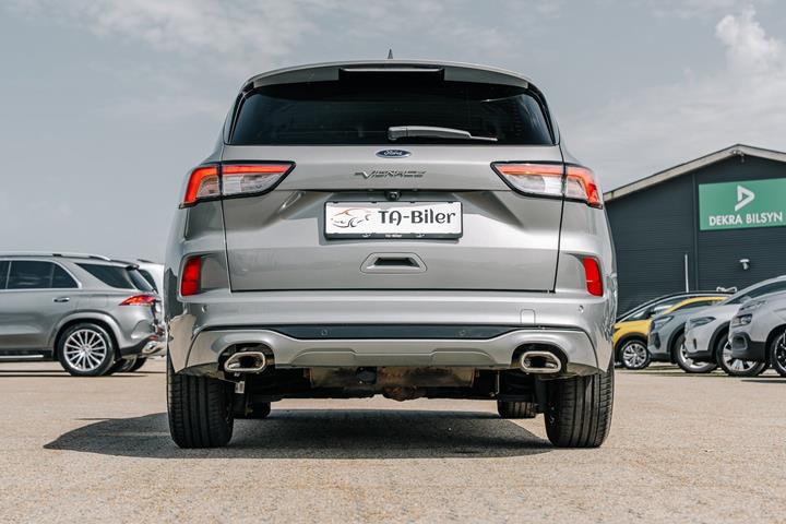 Sølv Ford Kuga fra 2022