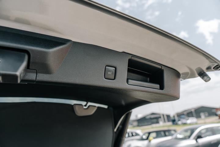 Sølv Ford Kuga fra 2022