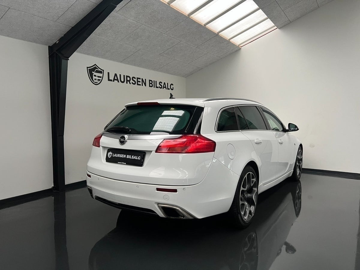 undefined Opel Insignia fra 2010