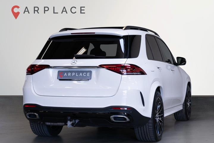 Hvid Mercedes GLE350 de fra 2022