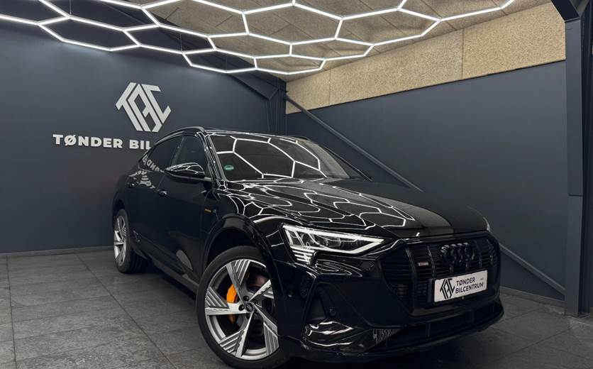 Audi e-tron 55 Black Edition S-line Sportback quattro