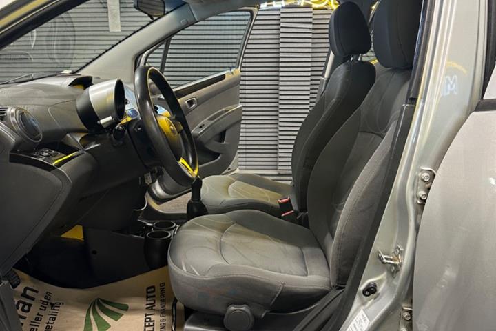 undefined Chevrolet Spark fra 2011