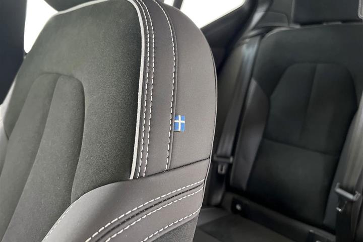 Hvid Volvo XC40 fra 2022