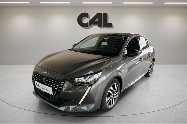 Grå Peugeot 208 fra 2023 set udefra
