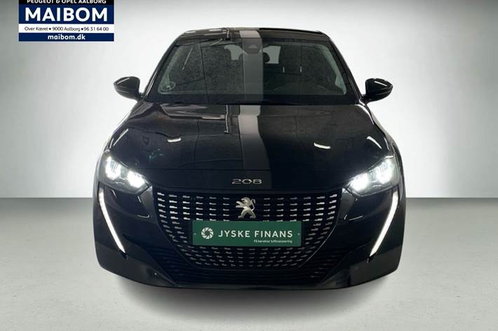 Sort Peugeot 208 fra 2023